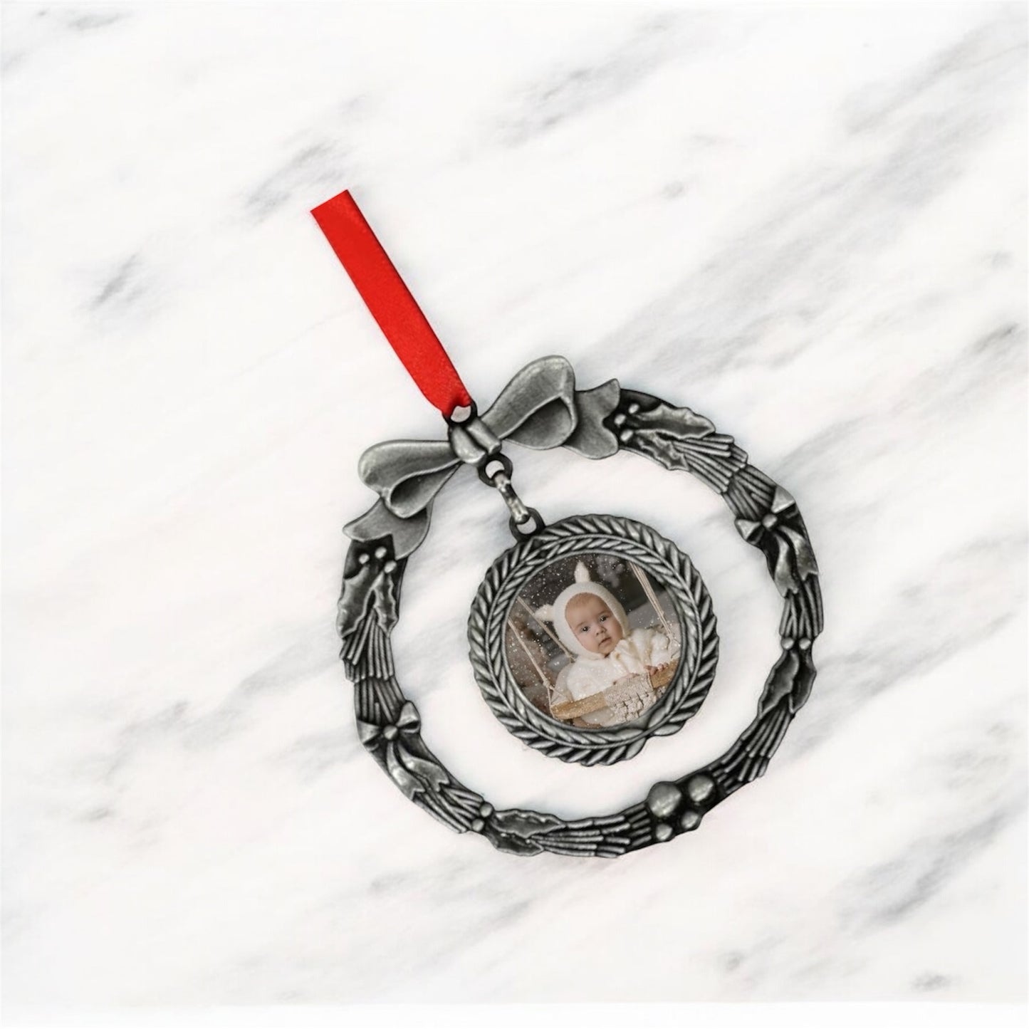 Silver Metal Wreath Charm
