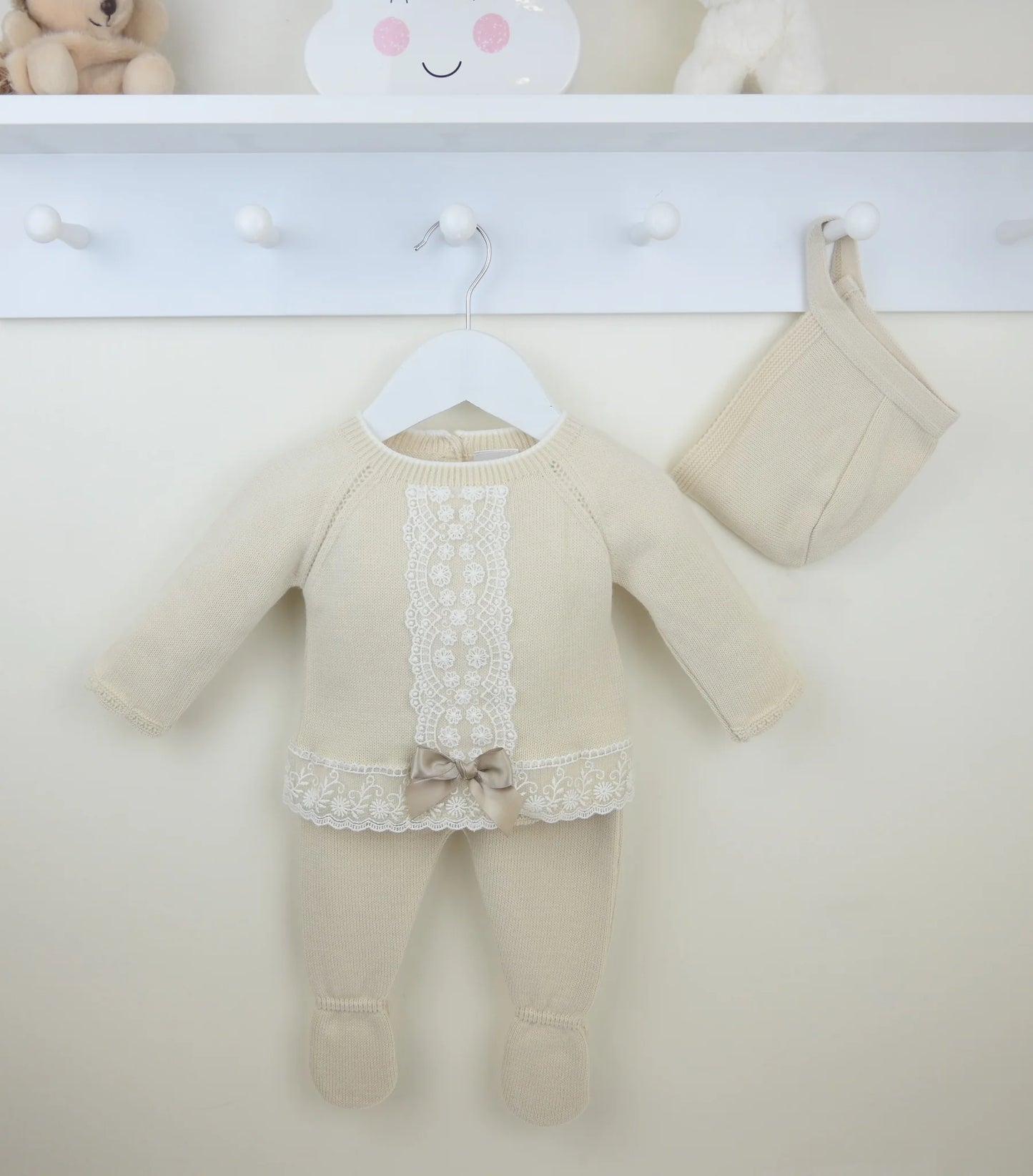 Florence Natural Outfit